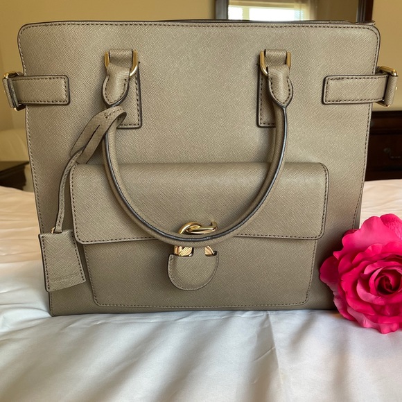 HP ๐ Michael Kors Emma North South Tote - Picture 1 of 10